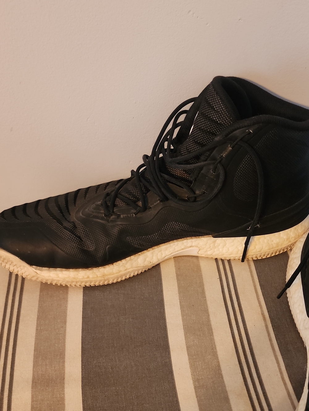 adidas D.O.N. Issue 1 High Top Black & White US 16 - Picture 5 of 9